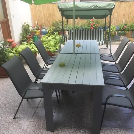 3 Papuci Penzion Constanţa